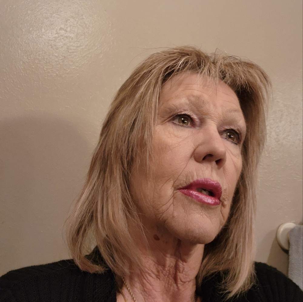 Meet your Posher, Toni